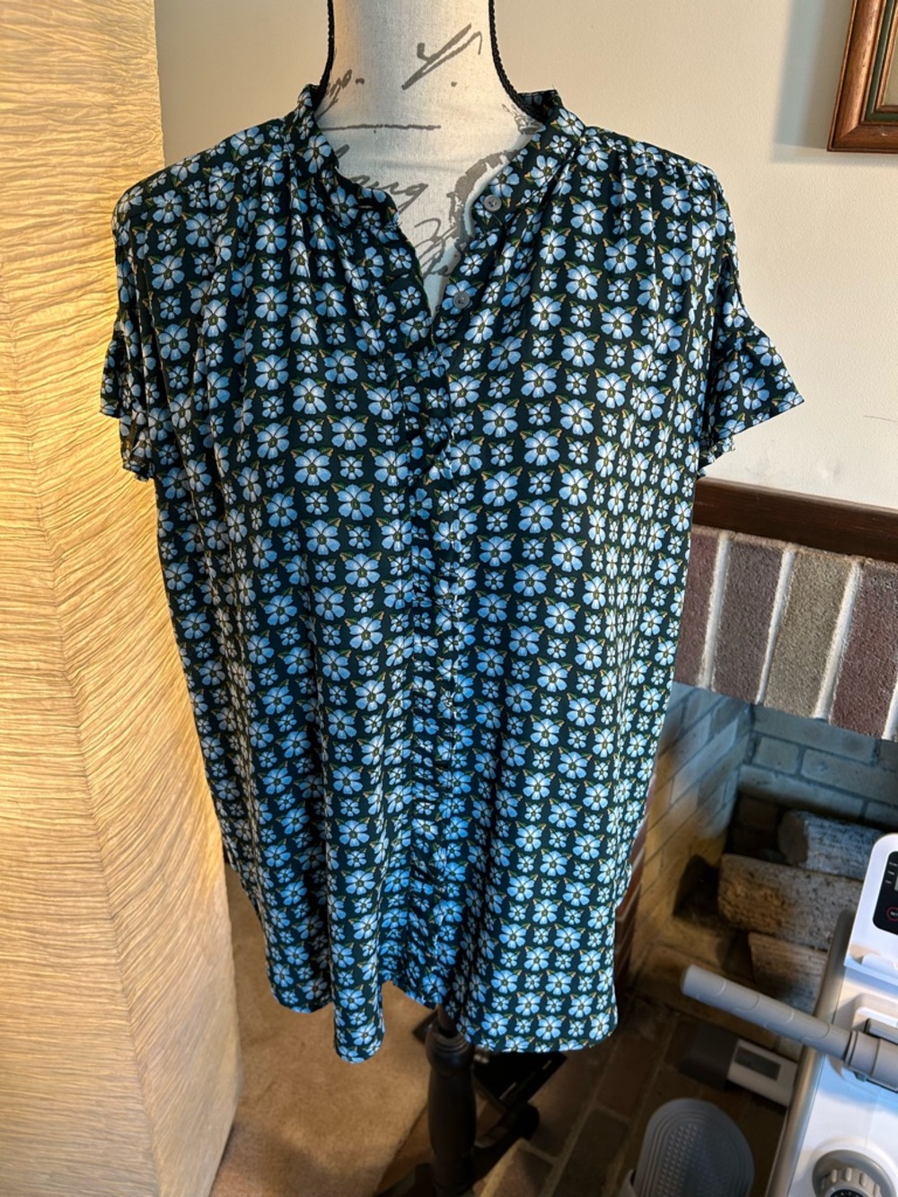 LOFT Green Floral Ruffle-Trim Blouse